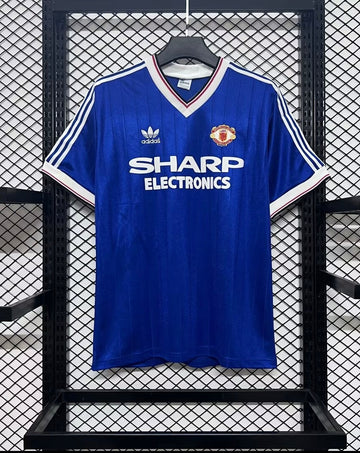 Man United 83 Away