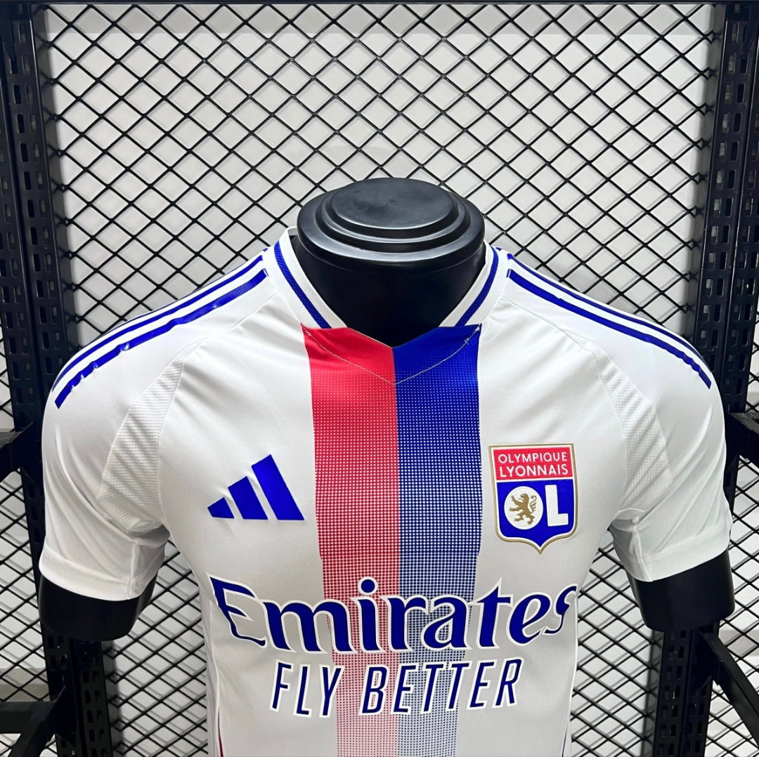 Lyon 24/25 away