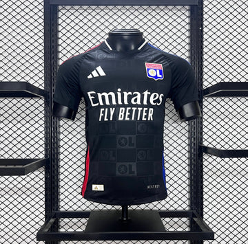 Lyon 24/25 away