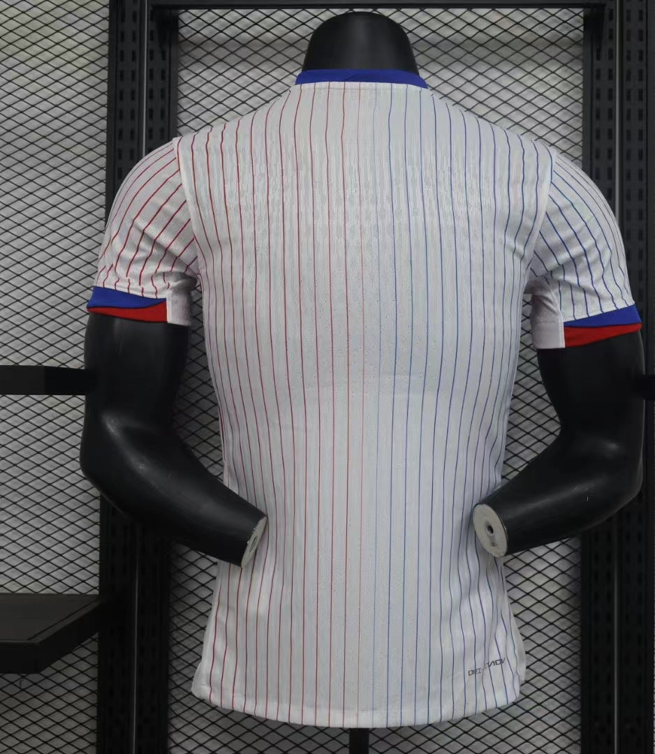 France 25 Away