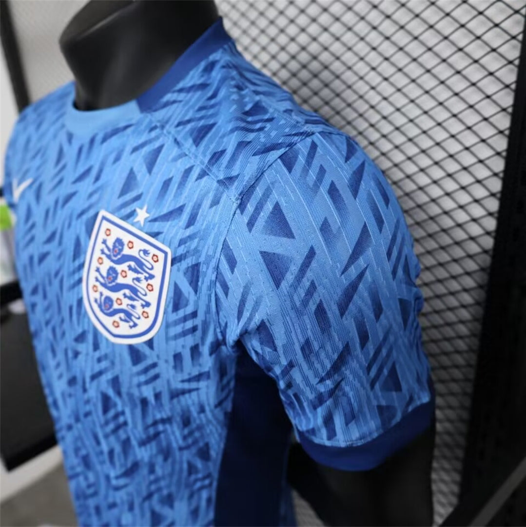 England 25 away